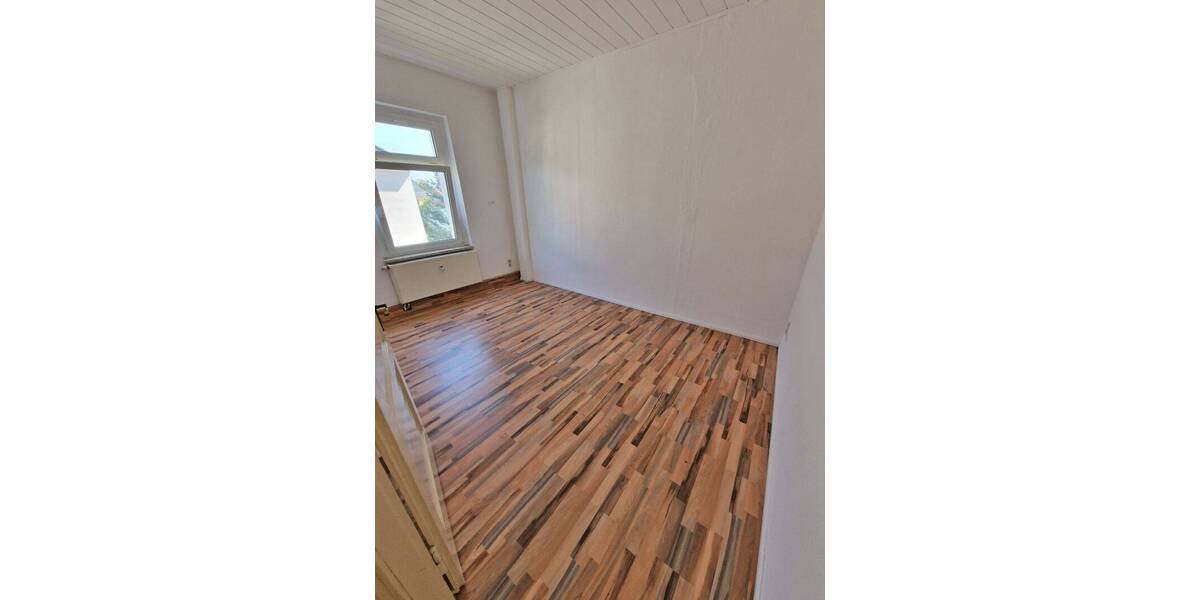 Etagenwohnung Leisnig Fischendorf - 4 Zimmer, 100 m&sup2;, 636&euro; | Angebot:23627502