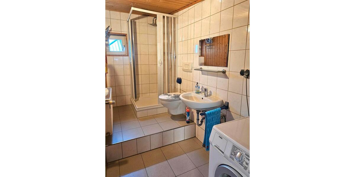 Dachgeschoßwohnung Nickenich - 3 Zimmer, 65 m&sup2;, 650&euro; | Angebot:24740307