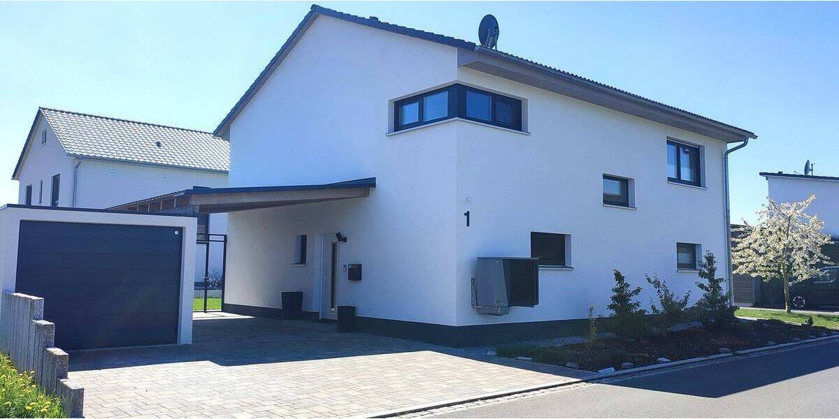 Einfamilienhaus Oberreichenbach - 5 Zimmer, 177 m&sup2;, 2.800&euro; | Angebot:26318984