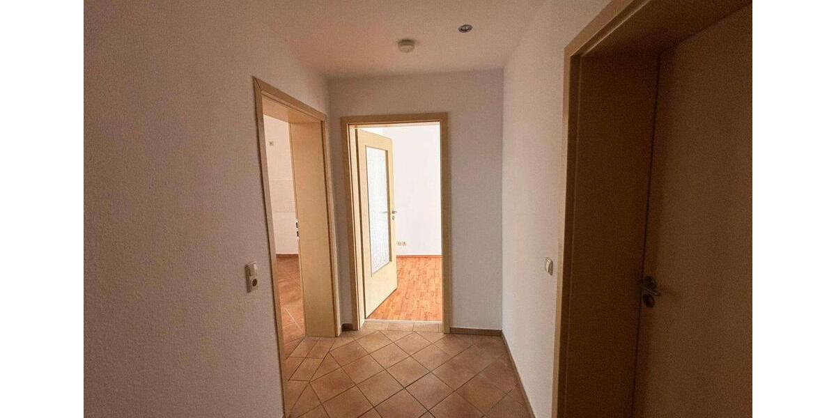Etagenwohnung Döbeln - 2 Zimmer, 56 m&sup2;, 290&euro; | Angebot:25365188