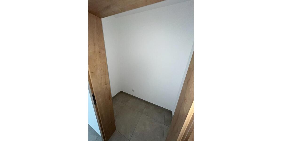 Etagenwohnung Töging am Inn - 2 Zimmer, 76 m&sup2;, 901&euro; | Angebot:23793848