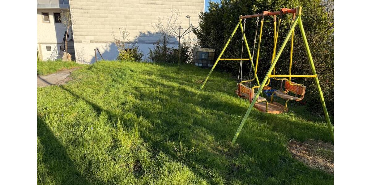 Erdgeschoßwohnung Schmelz - 4 Zimmer, 90 m&sup2;, 700&euro; | Angebot:26238112