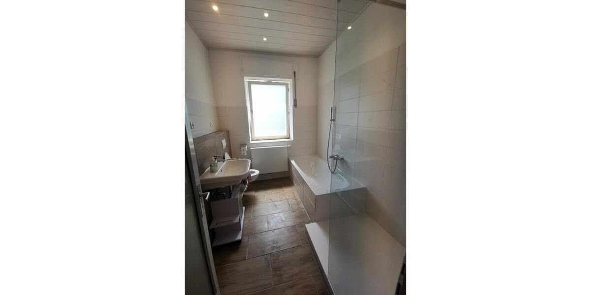 Wohnen auf Zeit Mindelheim - 5 Zimmer, 135 m&sup2;, 4.000&euro; | Angebot:25921051