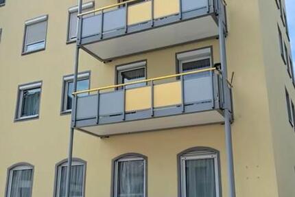 WG -Zimmer Wohnung Zentrum zimmer