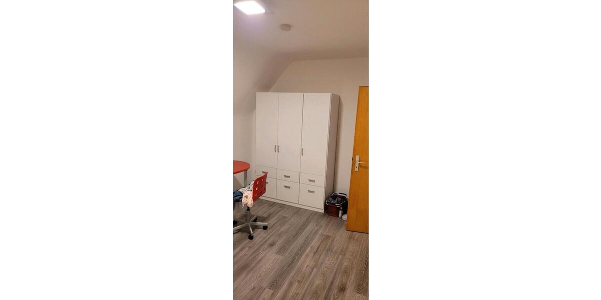 Etagenwohnung Holzheim - 2 Zimmer, 62 m&sup2;, 1.080&euro; | Angebot:26497353