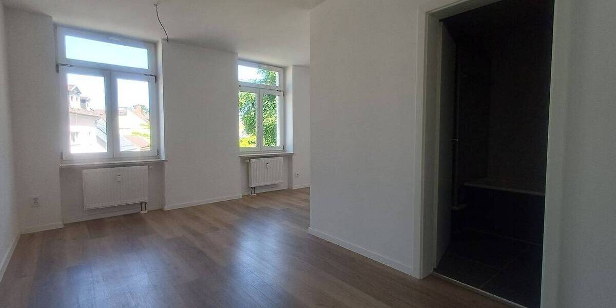 Etagenwohnung Glauchau - 4 Zimmer, 89 m&sup2;, 499&euro; | Angebot:26816314
