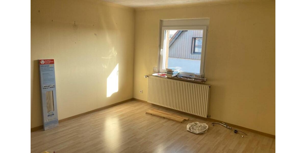 Dachgeschoßwohnung Spiesen-Elversberg Elversberg - 2 Zimmer, 60 m&sup2;, 450&euro; | Angebot:25294835
