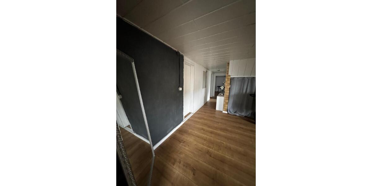 Erdgeschoßwohnung Merchweiler - 3 Zimmer, 105 m&sup2;, 70&euro; | Angebot:23765780