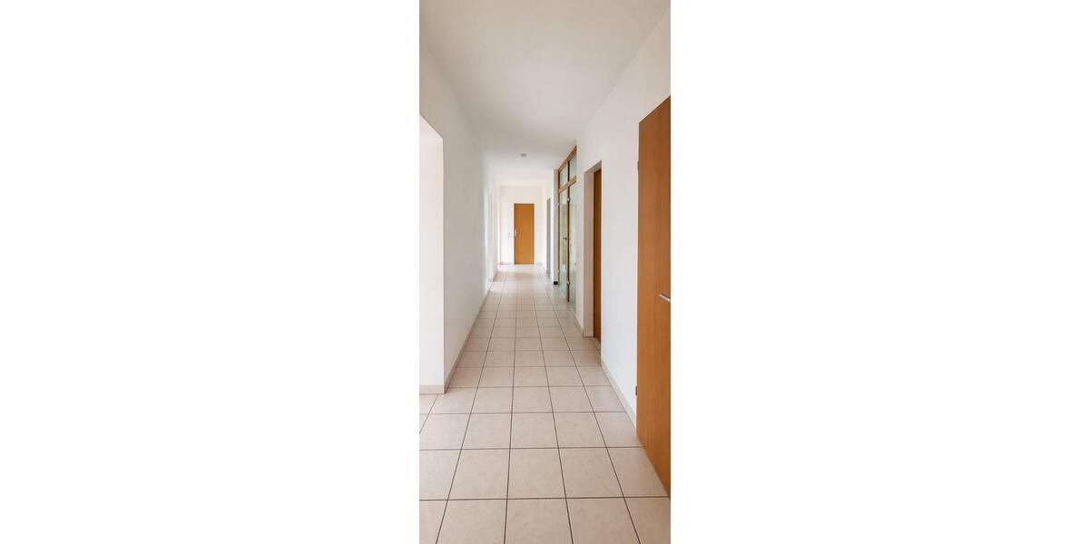 Erdgeschoßwohnung Runkel - 4 Zimmer, 130 m&sup2;, 1.180&euro; | Angebot:26495101