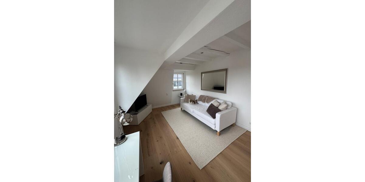 Dachgeschoßwohnung Biberach an der Riß - 1 Zimmer, 75 m&sup2;, 1.400&euro; | Angebot:26464803