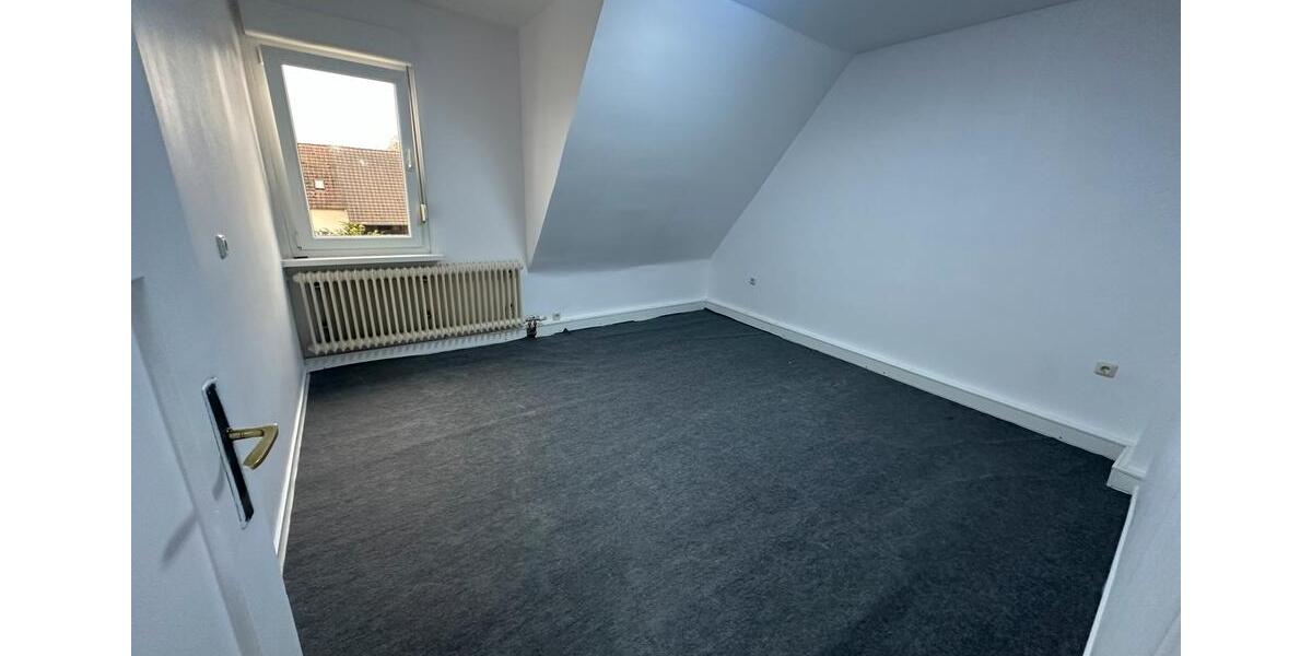 Dachgeschoßwohnung Friedrichsdorf - 2 Zimmer, 55 m&sup2;, 1.040&euro; | Angebot:26656472
