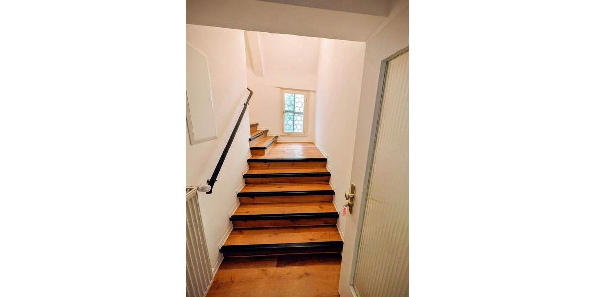 Etagenwohnung Schwäbisch Hall Tullauer Höhe - 3 Zimmer, 125 m&sup2;, 1.100&euro; | Angebot:25801403