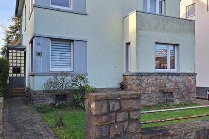 Erdgeschosswohnung mit Dielenboden und Garten 2 zimmer