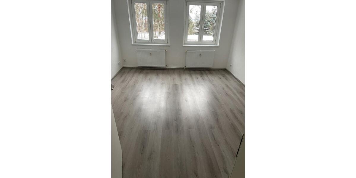 Etagenwohnung Schönwald - 3 Zimmer, 60 m&sup2;, 500&euro; | Angebot:26048973
