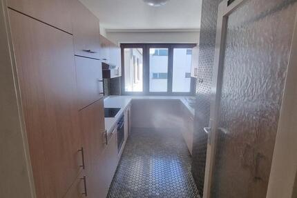 3 Zimmerwohnung auch als WG Wohnung geeignet in Reutlingen 3 zimmer