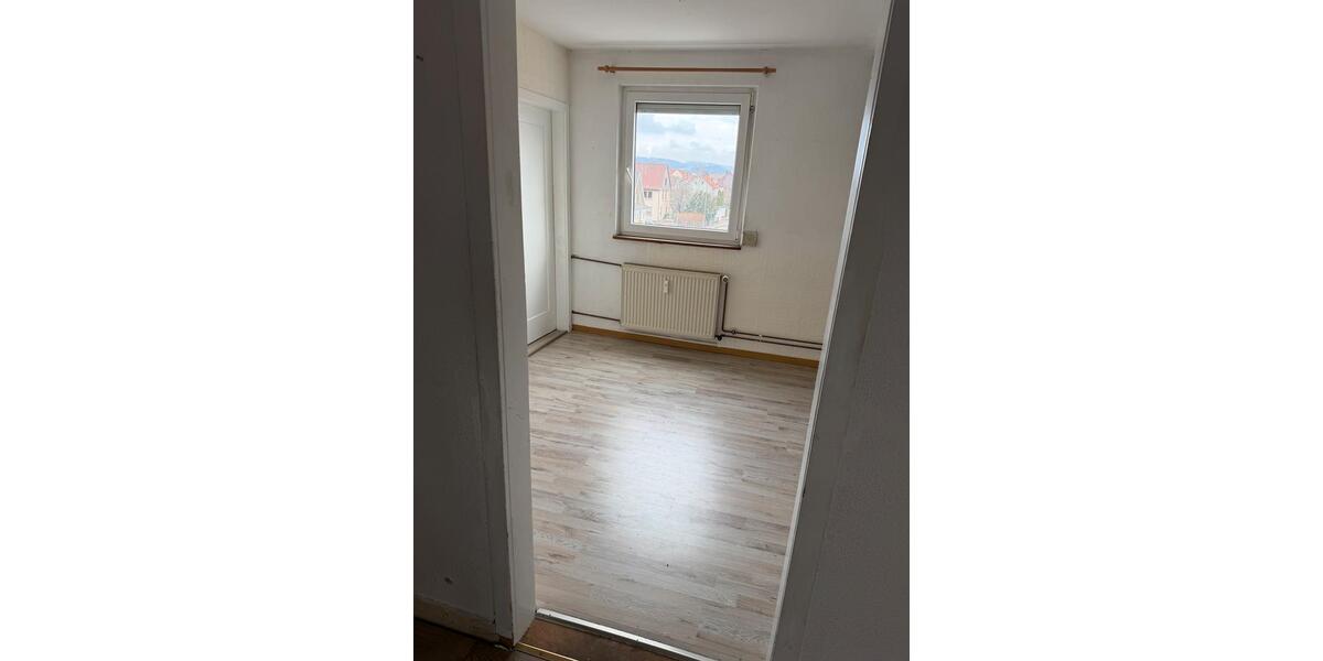 Etagenwohnung Eislingen (Fils) - 3 Zimmer, 80 m&sup2;, 1.100&euro; | Angebot:25047408