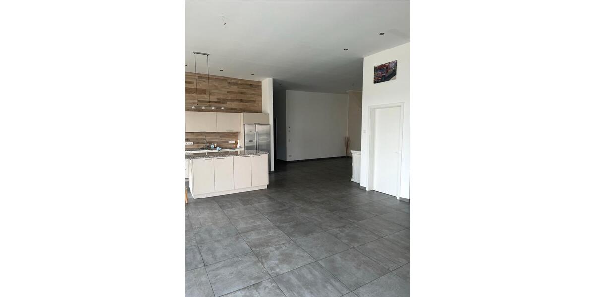 Wohnen auf Zeit Niedernhausen - 6 Zimmer, 215 m&sup2;, 525&euro; | Angebot:26419197