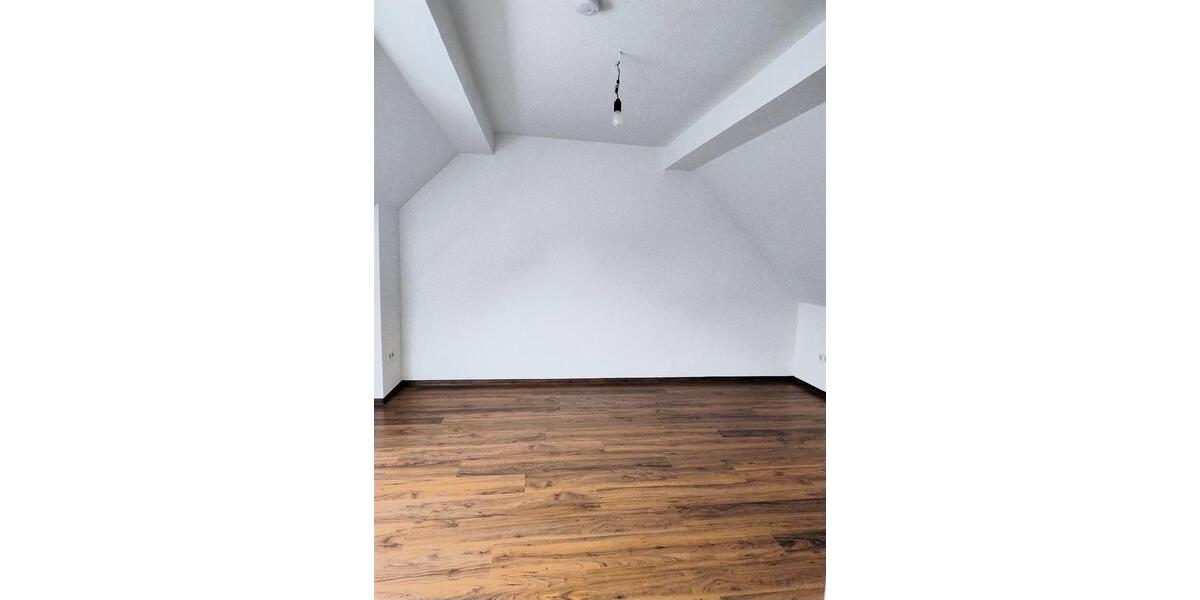 Maisonettenwohnung Achim - 4 Zimmer, 120 m&sup2;, 1.750&euro; | Angebot:24571812