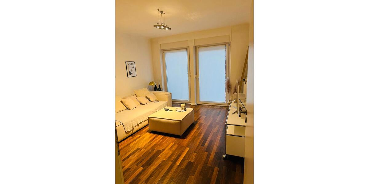 Etagenwohnung Saarbrücken - 2 Zimmer, 80 m&sup2;, 850&euro; | Angebot:26534257