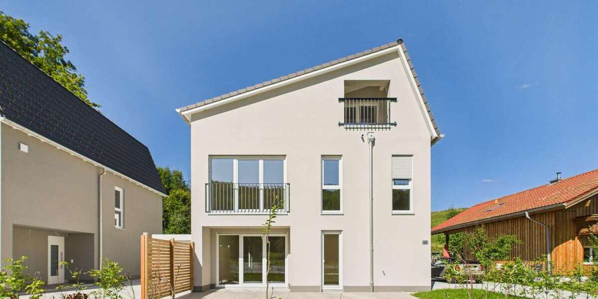 Einfamilienhaus Traunstein - 6 Zimmer, 178 m&sup2;, 2.500&euro; | Angebot:23881504