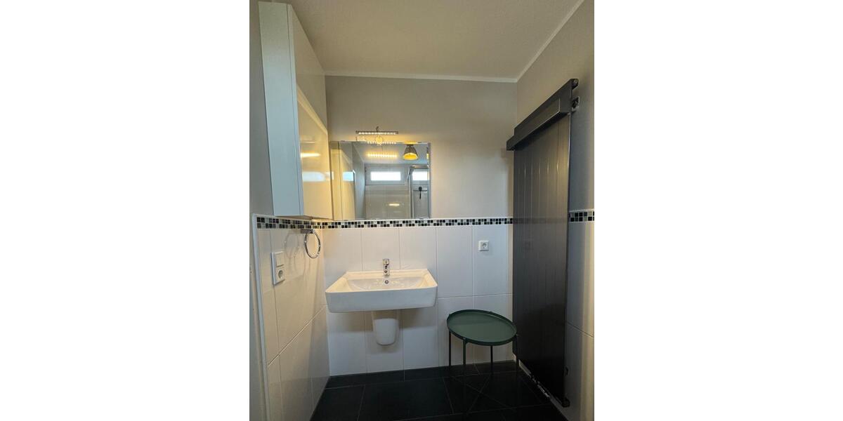 Wohnen auf Zeit Solingen Höhscheid - 2 Zimmer, 40 m&sup2;, 998&euro; | Angebot:24951686