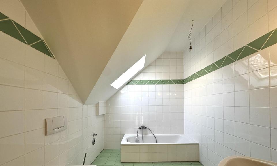 Dachgeschoßwohnung Schweich - 2 Zimmer, 74 m&sup2;, 845&euro; | Angebot:26504987