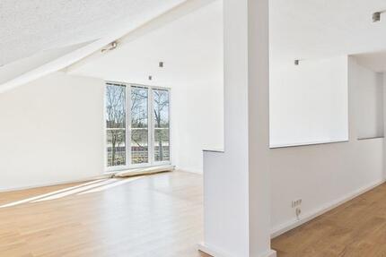 ** Schöne Praxisräume, auch als Büro nutzbar, in zentraler Lage direkt am S-Bahnhof ** zimmer