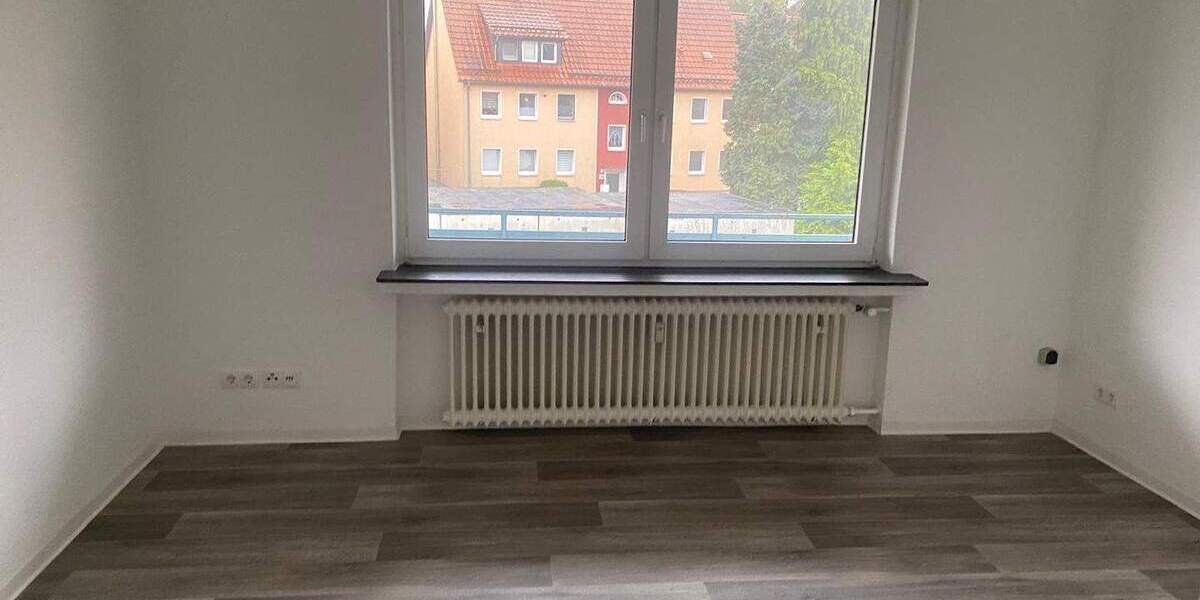 Etagenwohnung Seesen - 3 Zimmer, 68 m&sup2;, 410&euro; | Angebot:25688756