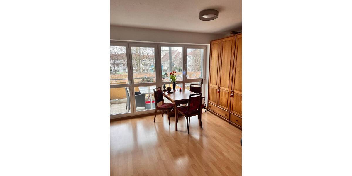 möbliertes Zimmer zu vermieten in 2er WG 1 zimmer