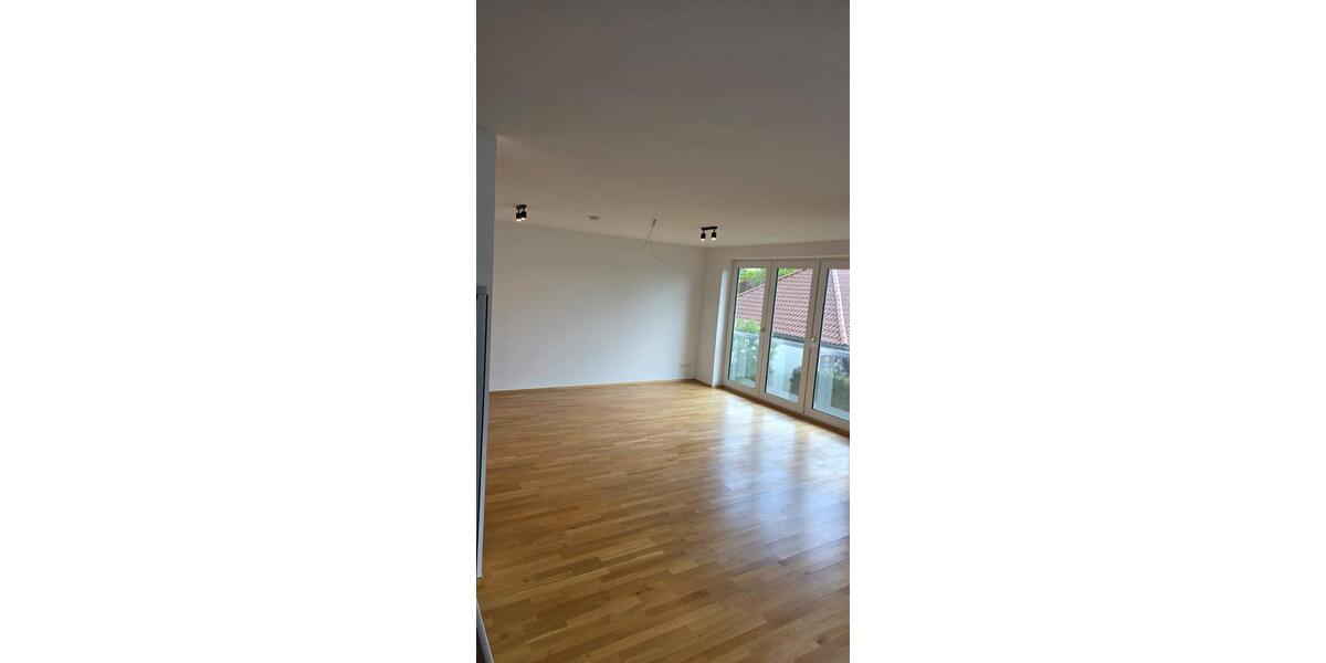 Etagenwohnung Illertissen - 2.5 Zimmer, 80 m&sup2;, 850&euro; | Angebot:26226850