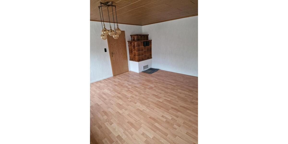 Etagenwohnung Gefrees Böseneck - 2 Zimmer, 64 m&sup2;, 690&euro; | Angebot:26152276