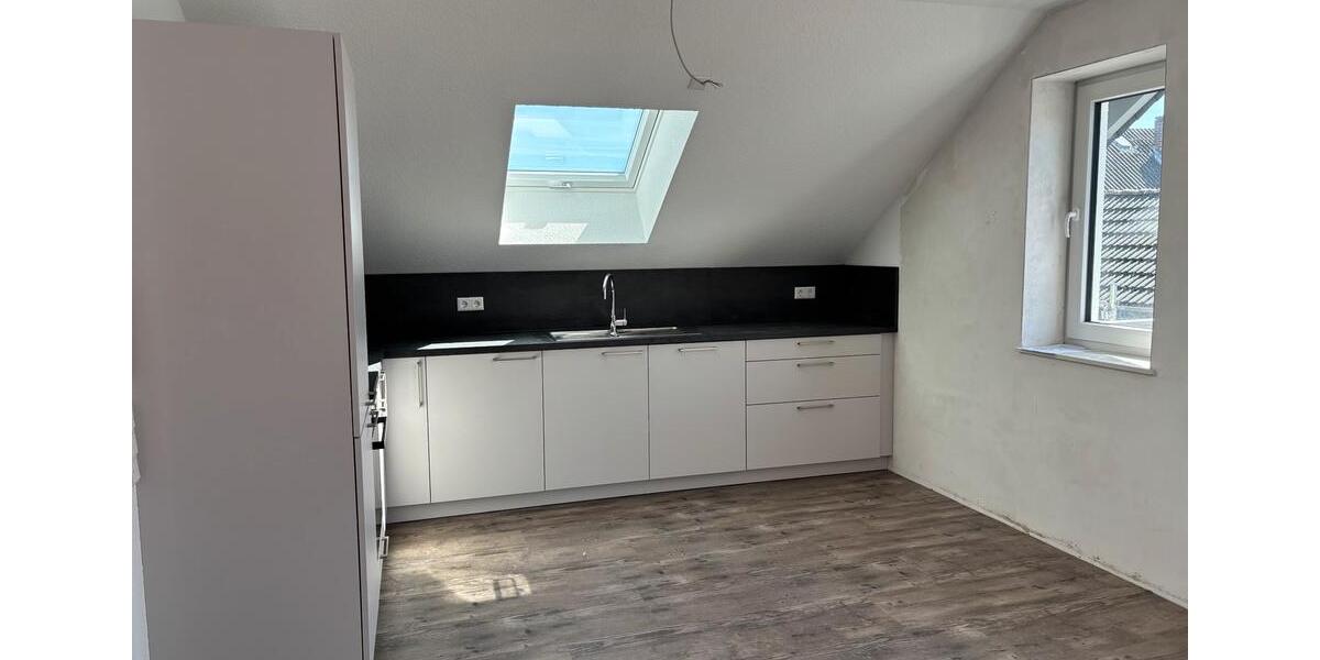 Dachgeschoßwohnung Wetzlar Dutenhofen - 3 Zimmer, 67 m&sup2;, 920&euro; | Angebot:26412904