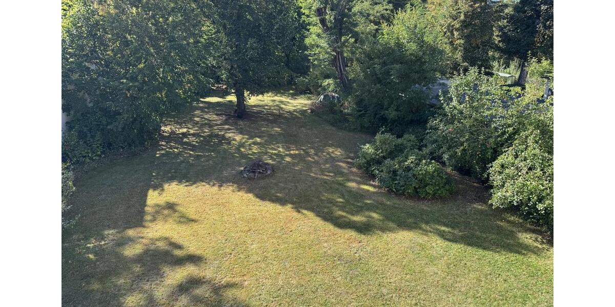 Villa Markkleeberg - 7 Zimmer, 307 m&sup2;, 3.950&euro; | Angebot:23198094