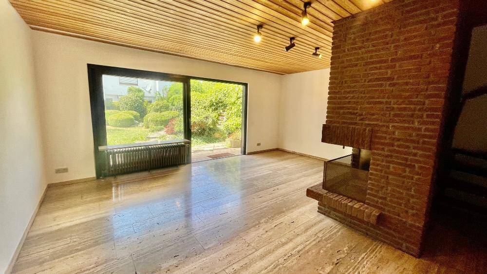 Mehrfamilienhaus, Wohnhaus Böblingen - 4 Zimmer, 143 m&sup2;, 2.750&euro; | Angebot:26378141