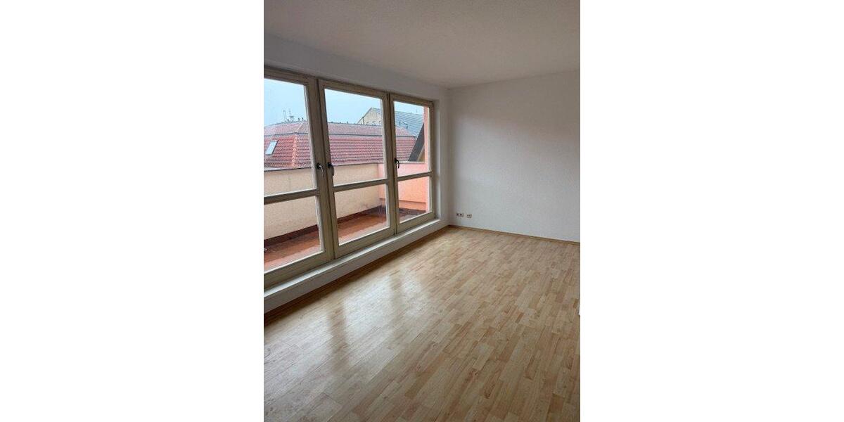 Dachgeschoßwohnung Parchim - 2 Zimmer, 62 m&sup2;, 543&euro; | Angebot:26383312