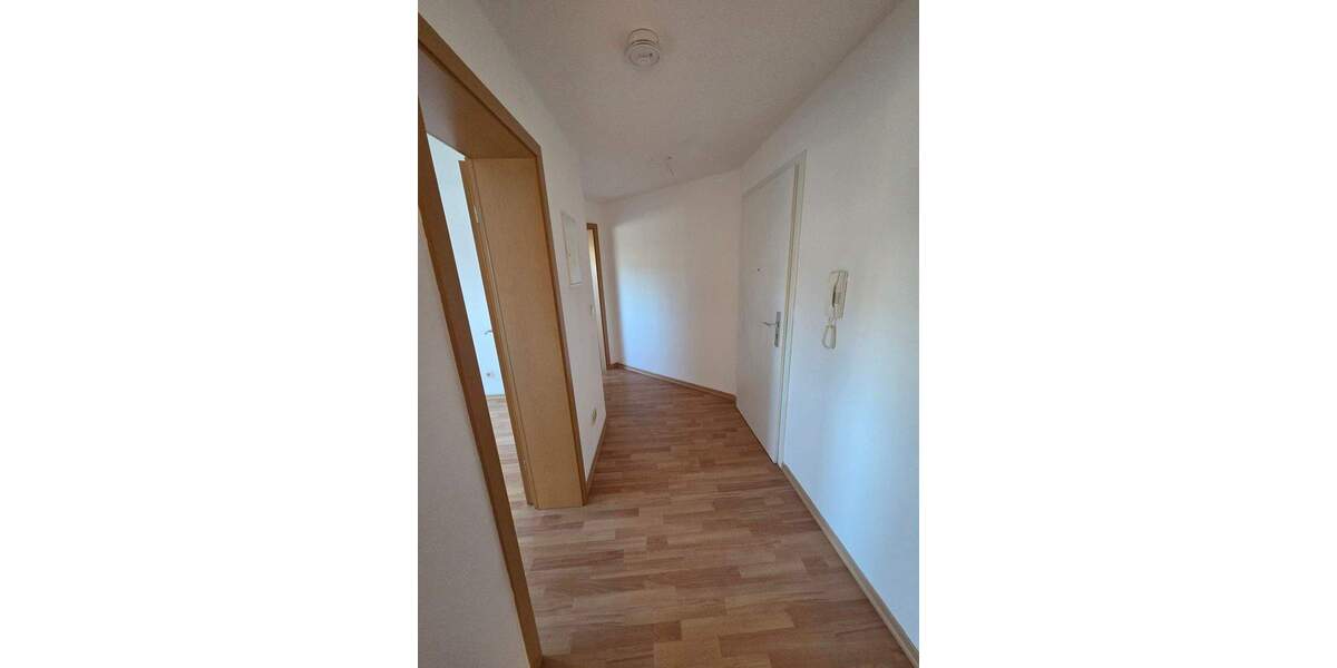 Etagenwohnung Waldheim - 2 Zimmer, 68 m&sup2;, 390&euro; | Angebot:25688922