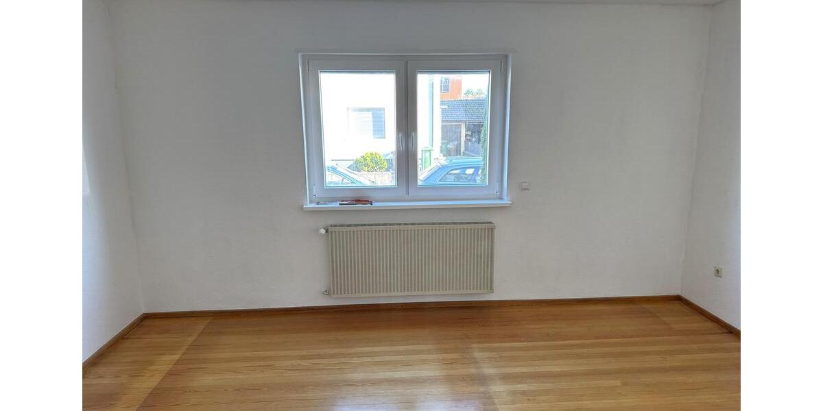 Helle 3-Zimmer-Wohnung mit Südterrasse und Garage (ca. 75 qm) 3 zimmer