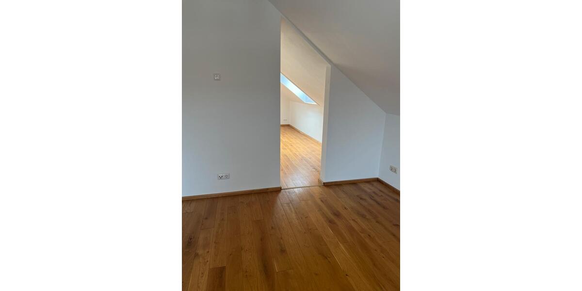 Dachgeschoßwohnung Michelstadt - 3 Zimmer, 60 m&sup2;, 860&euro; | Angebot:26595243