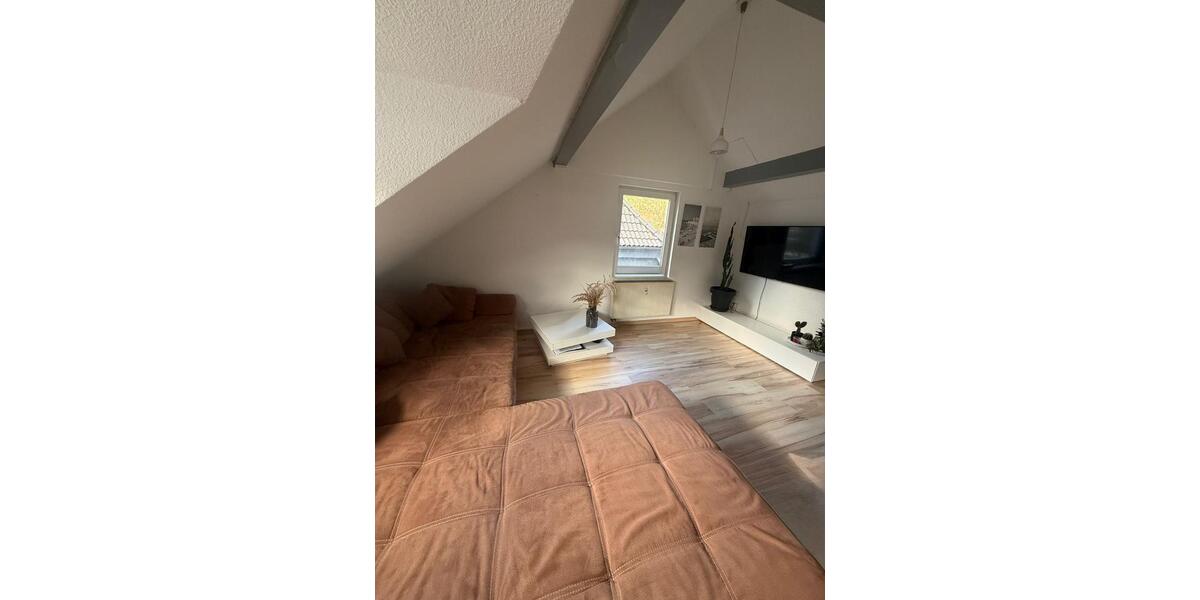 Dachgeschoßwohnung Lennestadt - 2 Zimmer, 60 m&sup2;, 450&euro; | Angebot:26271001