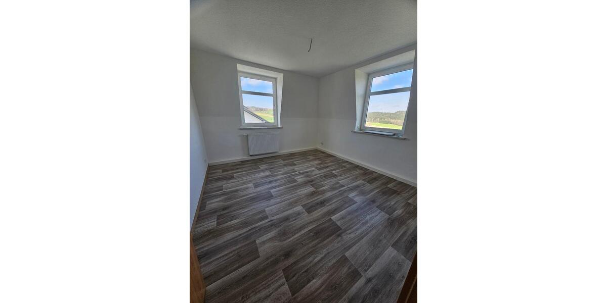 Dachgeschoßwohnung Gelenau/Erzgebirge Erzgebirge - 2 Zimmer, 48 m&sup2;, 323&euro; | Angebot:26618997
