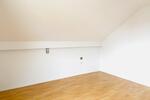 Dachgeschoßwohnung Albstadt Gemarkung Onstmettingen - 4 Zimmer, 95 m&sup2;, 700&euro; | Angebot:26532916