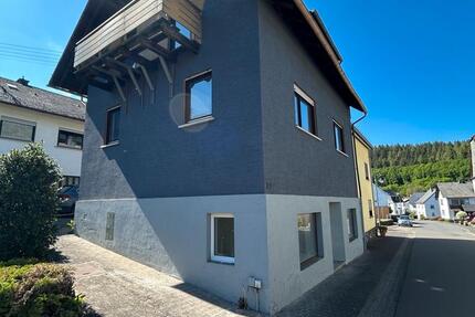 Haus Idar-Oberstein Oberstein - 6 Zimmer, 160 m&sup2;, 1.000&euro; | Angebot:26693068