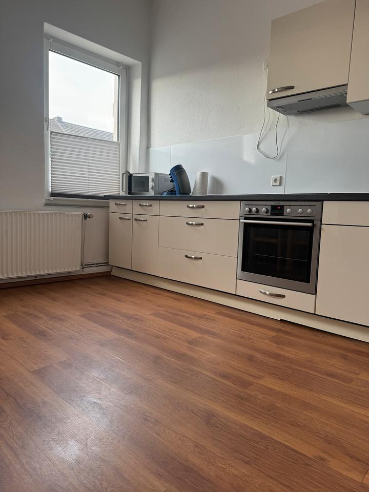Frauen-WG. Zimmer für Frauen