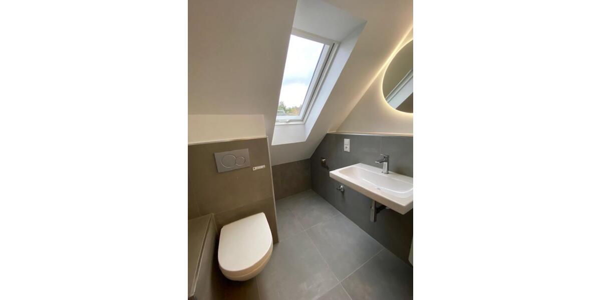 Dachgeschoßwohnung Wiesbaden Bierstadt - 2 Zimmer, 59 m&sup2;, 945&euro; | Angebot:25870299