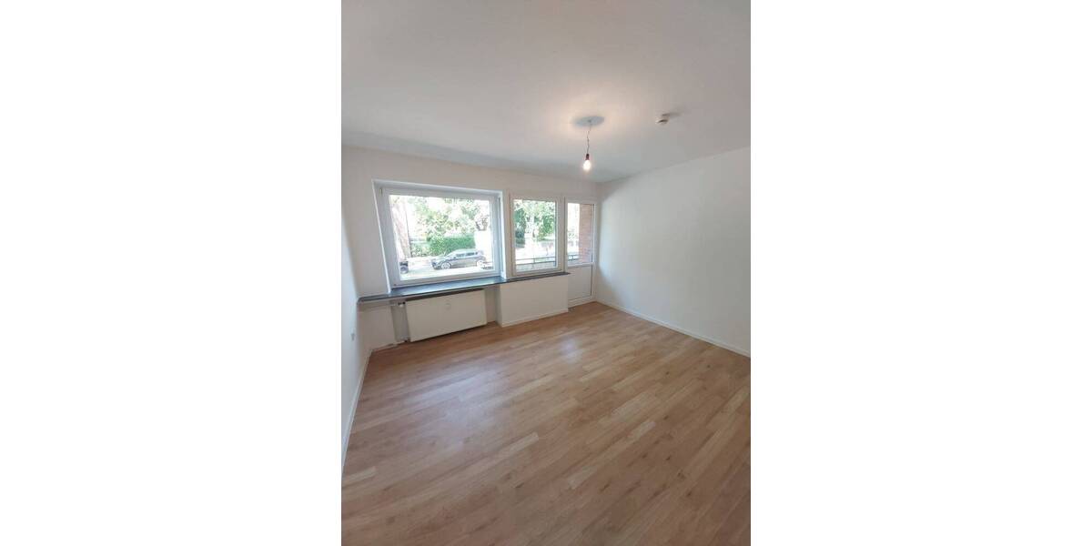 Etagenwohnung Wilhelmshaven Innenstadt - 2 Zimmer, 67 m&sup2;, 399&euro; | Angebot:25775004