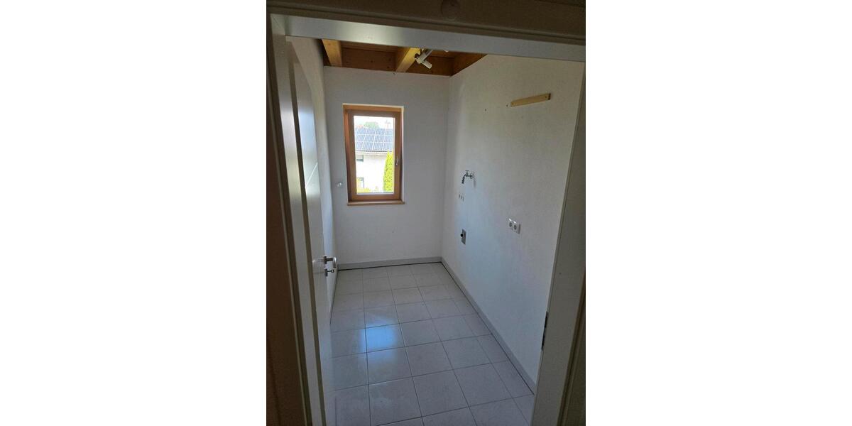 Etagenwohnung Salzweg - 3 Zimmer, 1.500&euro; | Angebot:23382285