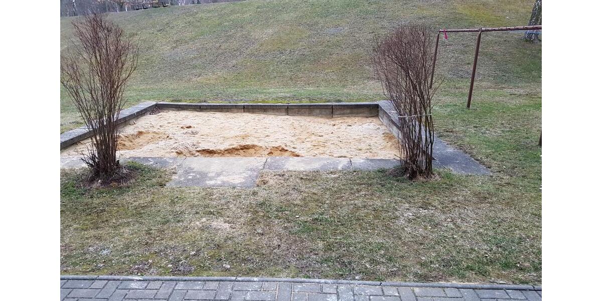 Etagenwohnung Bernstadt auf dem Eigen - 2 Zimmer, 57 m&sup2;, 245&euro; | Angebot:25513566