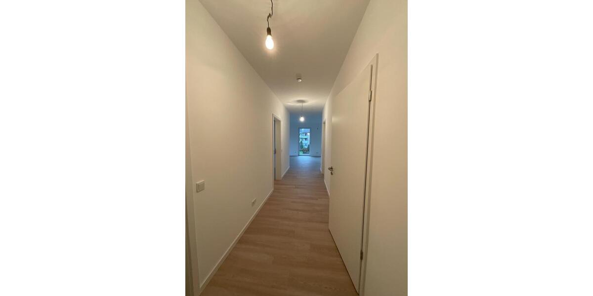 Etagenwohnung Mönchengladbach - 3 Zimmer, 81 m&sup2;, 1.396&euro; | Angebot:26536662