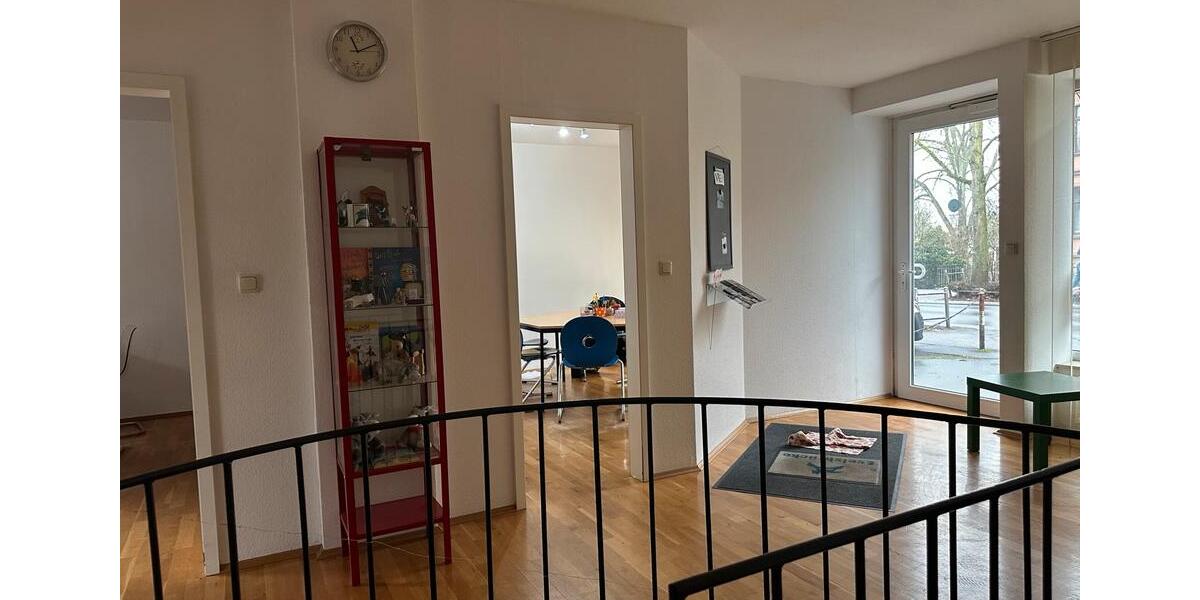 Schwanallee Büro- Gewerberäume mit Schaufensterfront 72qm zimmer