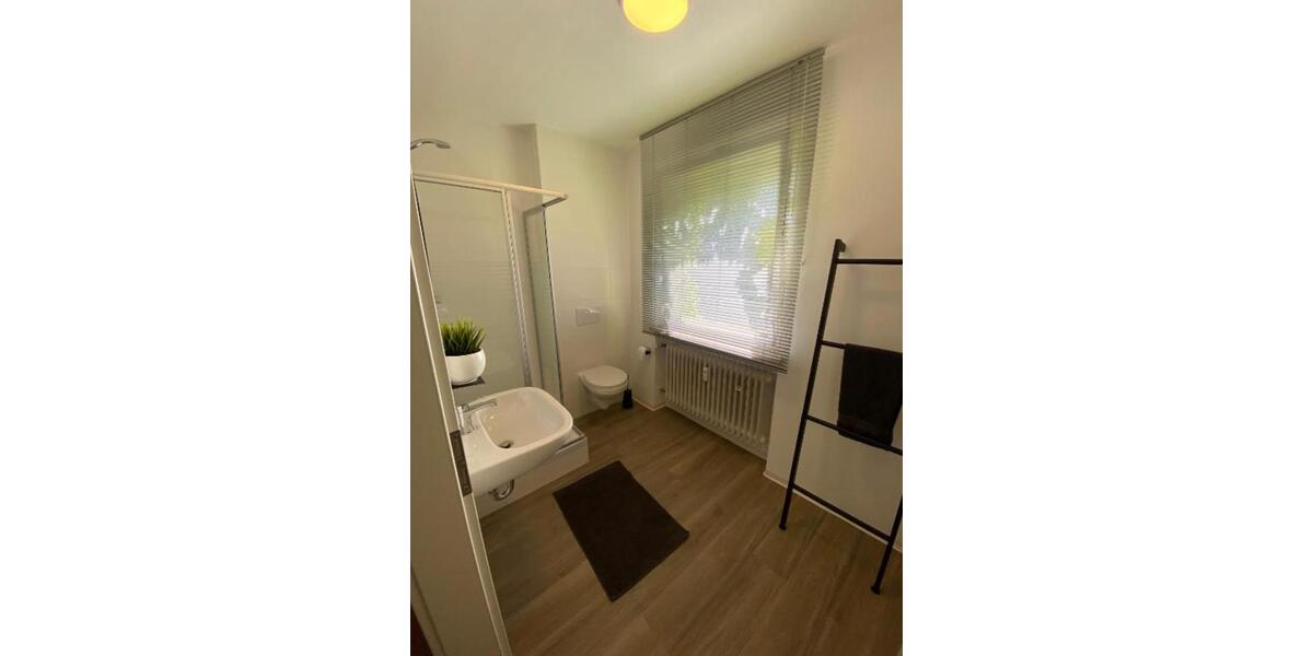 Wohnen auf Zeit Selbitz - 6 Zimmer, 270 m&sup2;, 29&euro; | Angebot:22032017